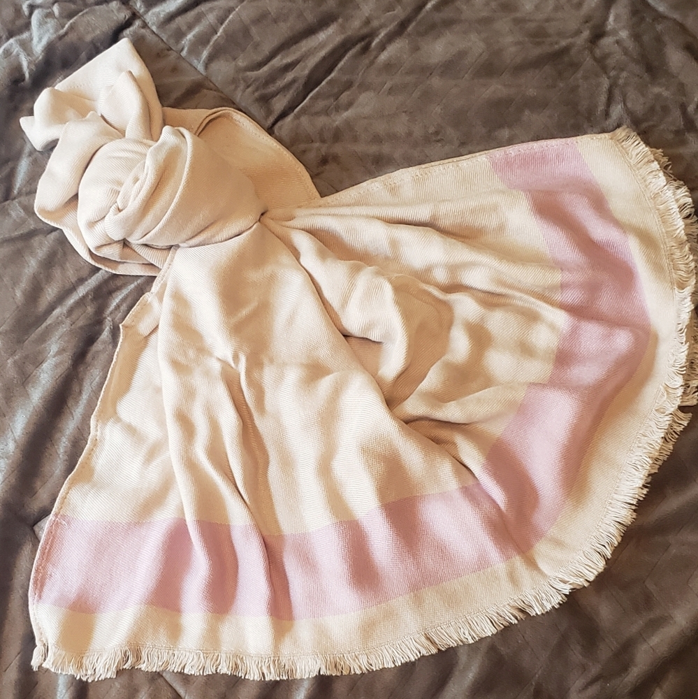 Estee Lauder by Aerin scarf